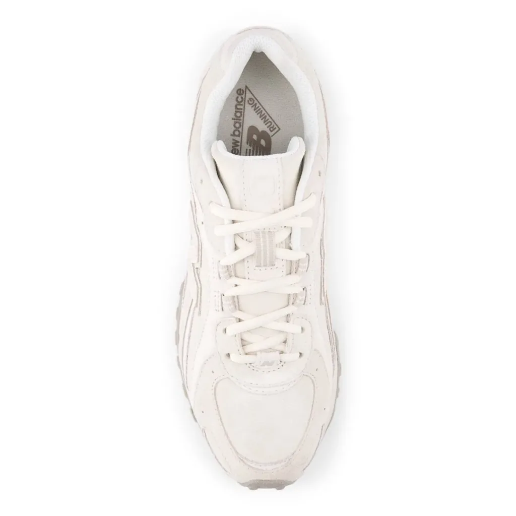 New Balance 204L