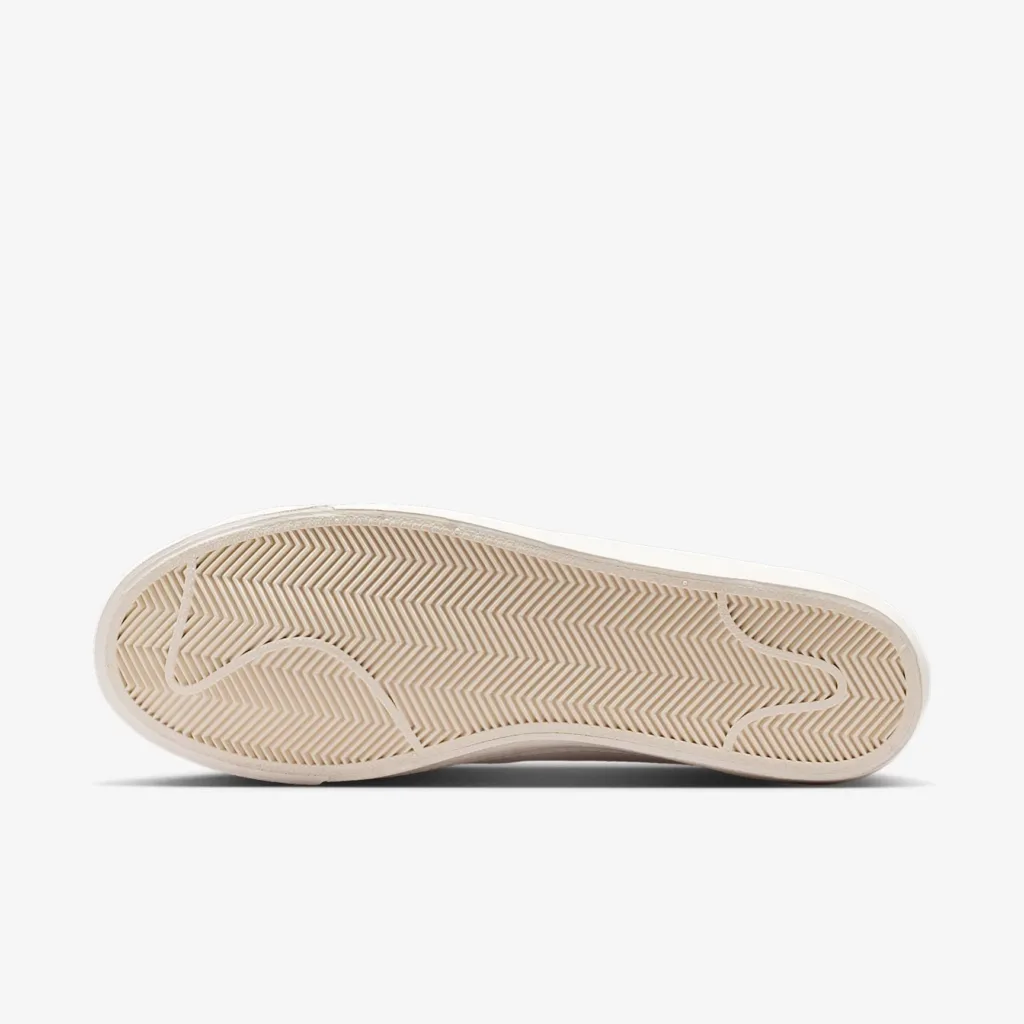 Nike Tennis Classic